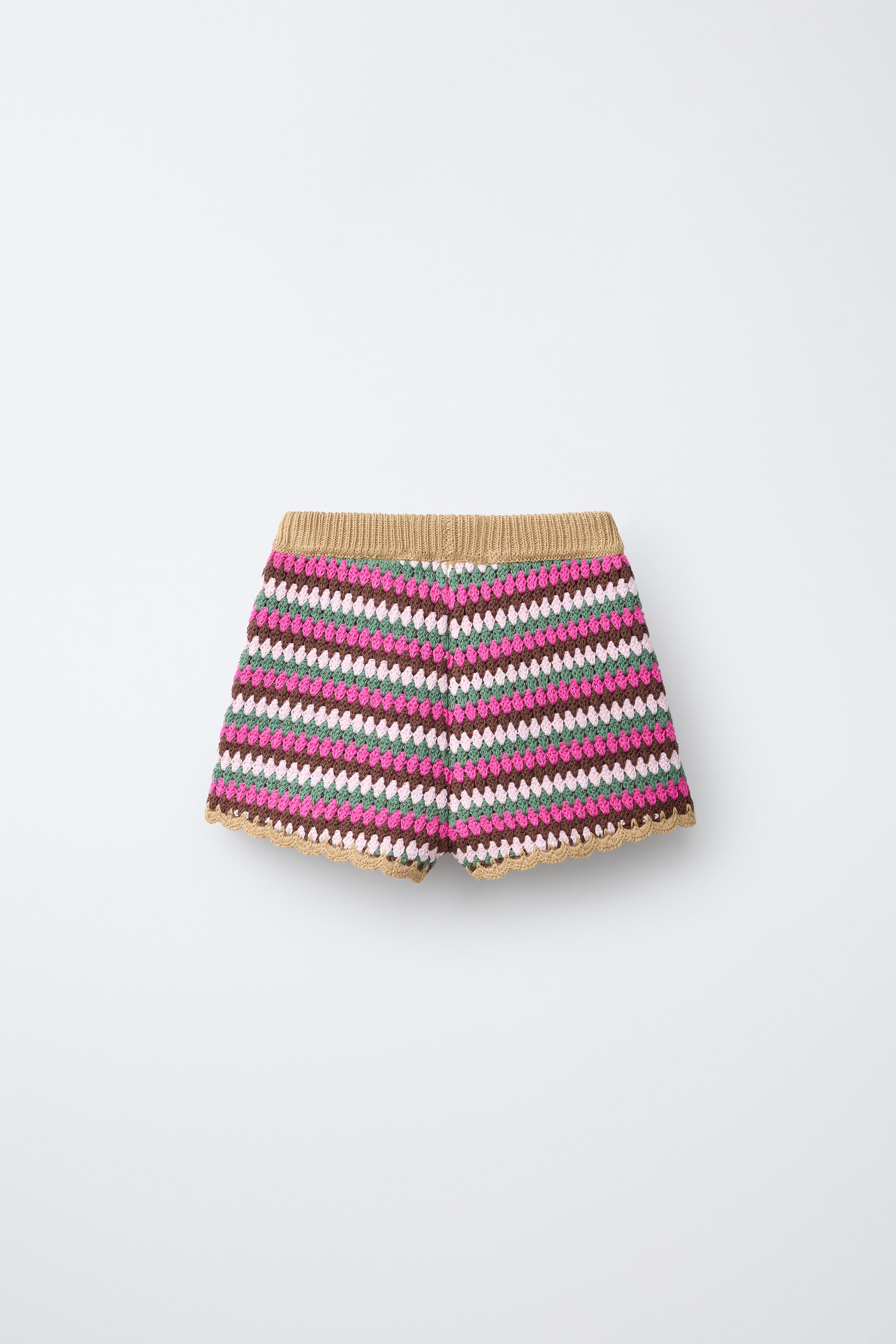 SHORT EN MAILLE CROCHET À RAYURES